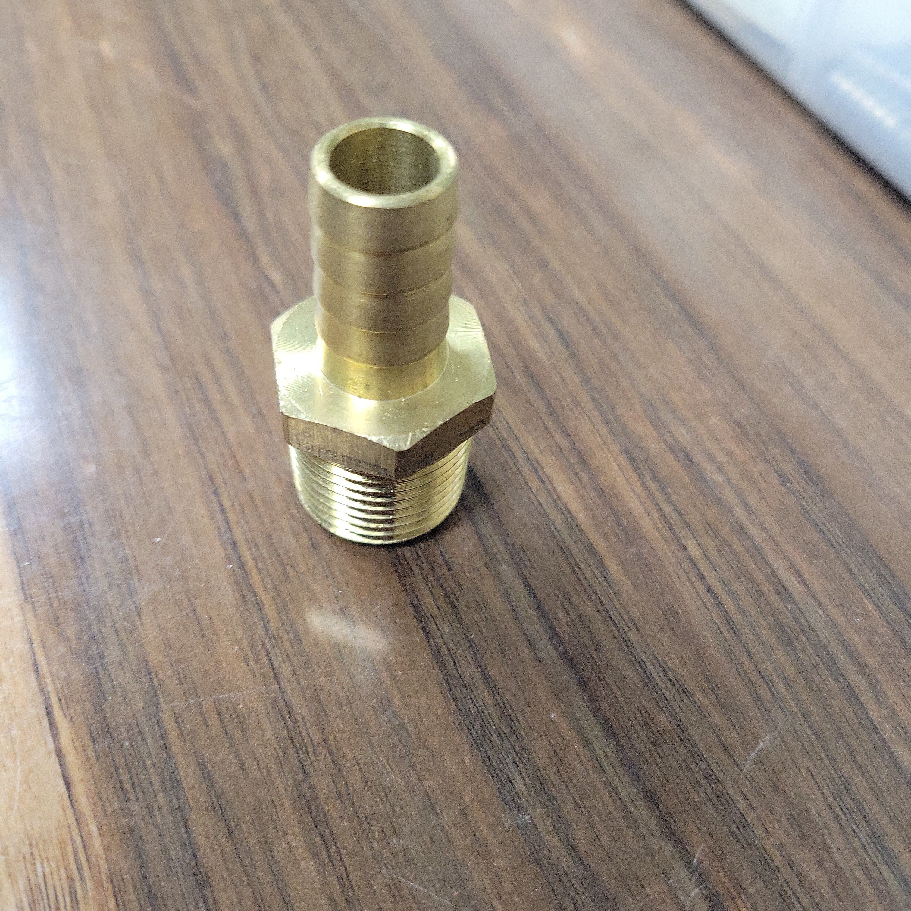 Brass Hose Stem, 1/2 B x 1/2″ MPT